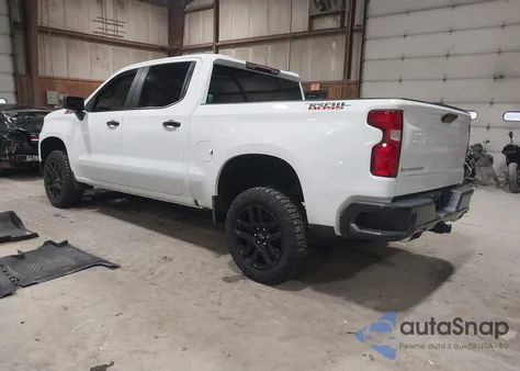 2022 Chevrolet Silverado 1500 Ltd 4Wd Short Bed Lt Trail Boss z USA, uszkodzony, nr VIN 3GCPYFEL0NG172142